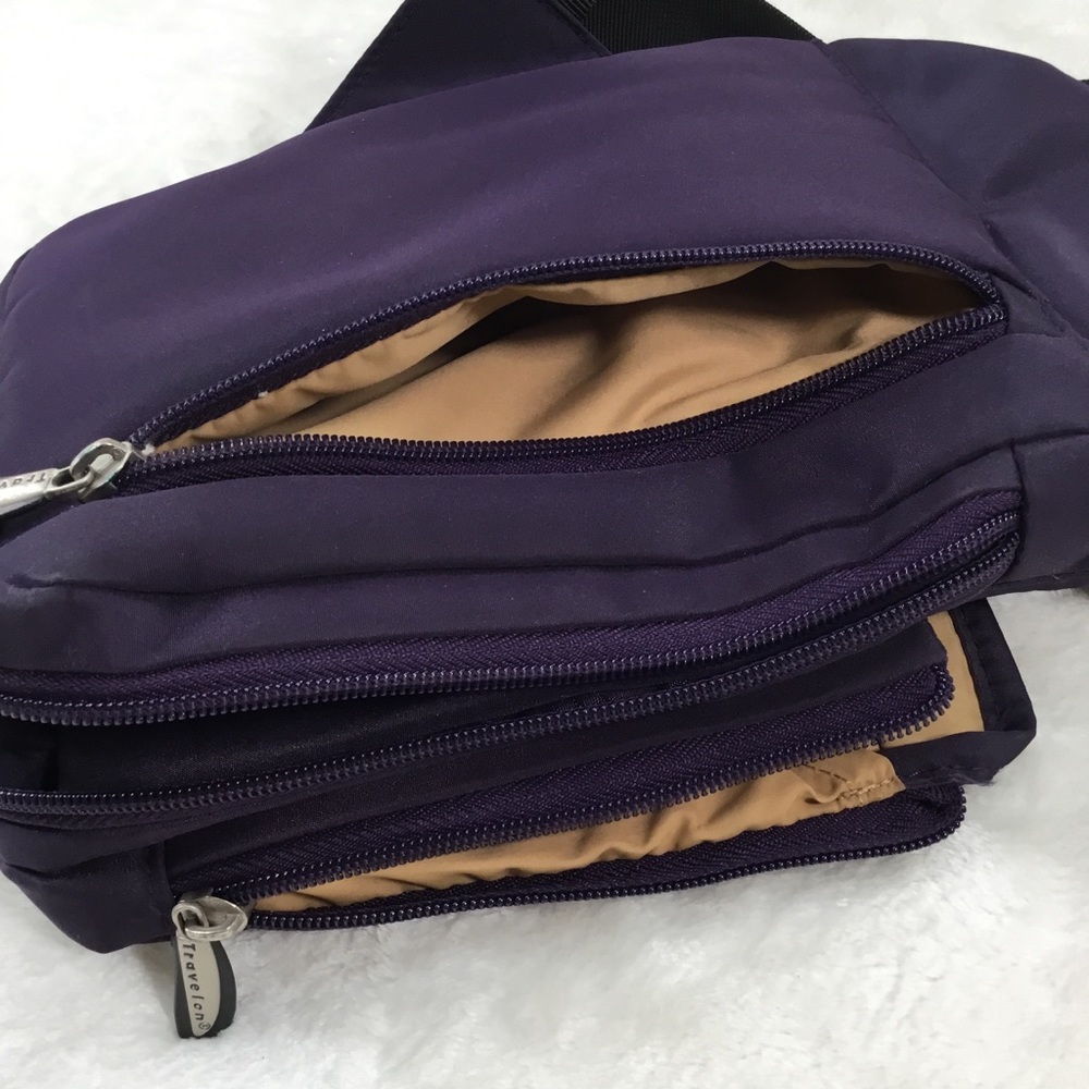 TRAVELON NYLON POCKETS GALORE PURPLE TRAVEL BAG - Picture 3 of 8